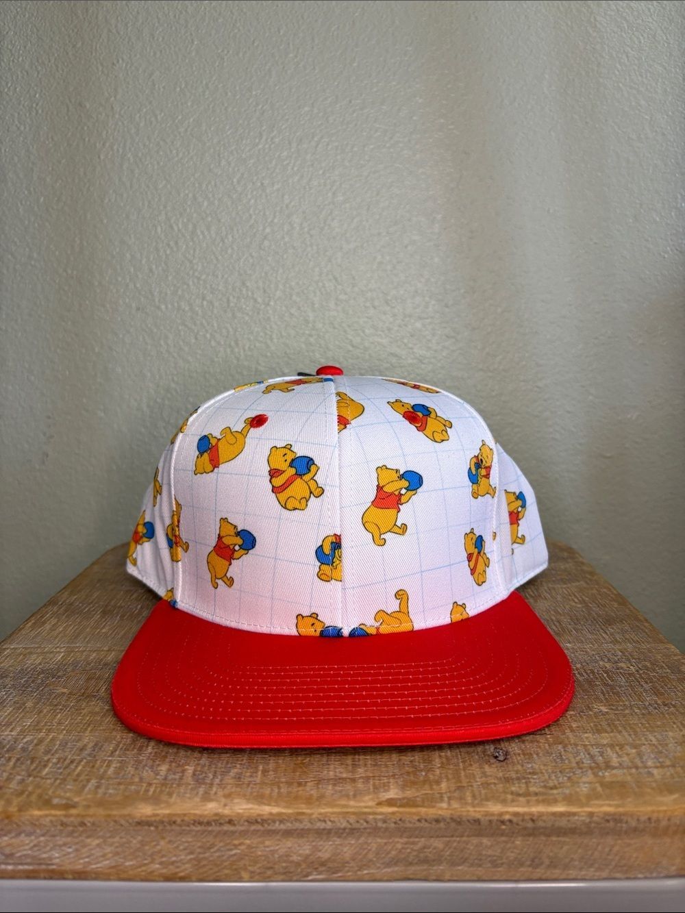 NWT Disney Winnie the Pooh Patterned Snapback Hat - Red & White
